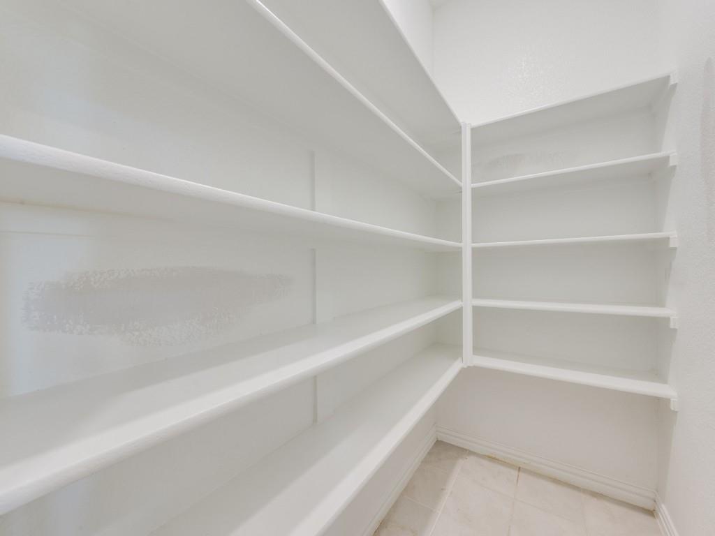 Lakewood Hills East Add - Residential Lease