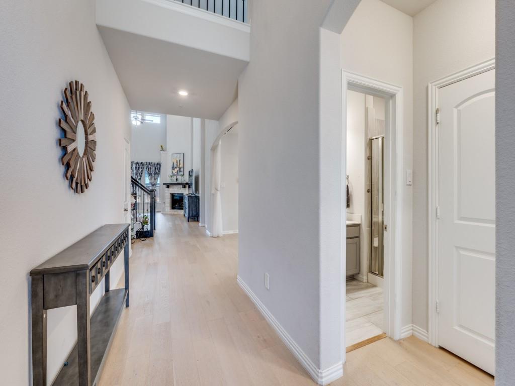 Lakewood Hills East Add - Residential Lease