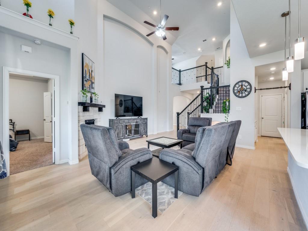 Lakewood Hills East Add - Residential Lease