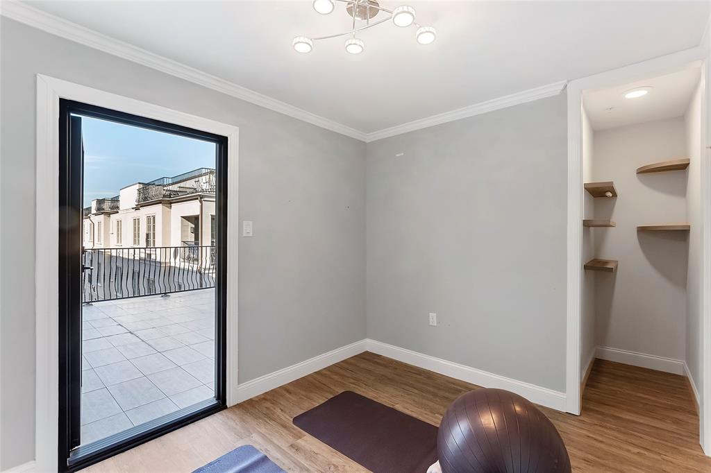 Lexington State Thomas - Residential