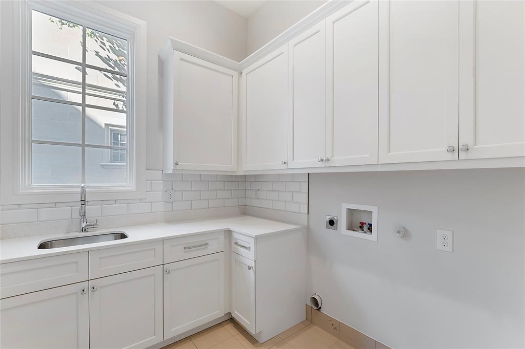 Lexington State Thomas - Residential