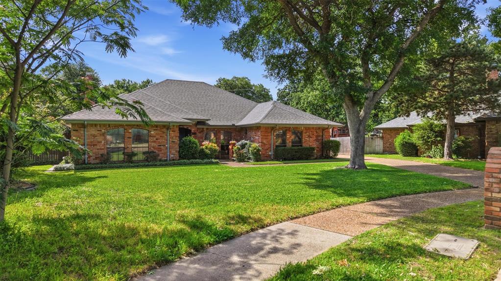 1404 Homestead Court