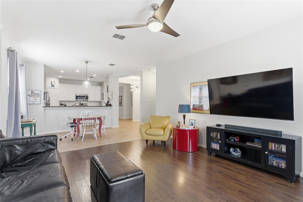 Oaks At North Lakeview Ph 1 - Residential