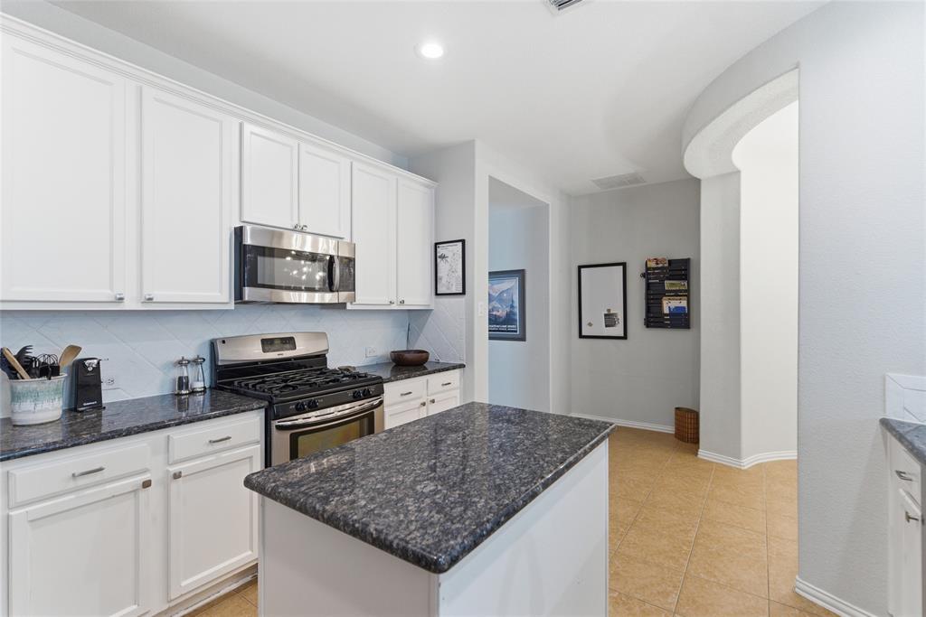 Oaks At North Lakeview Ph 1 - Residential