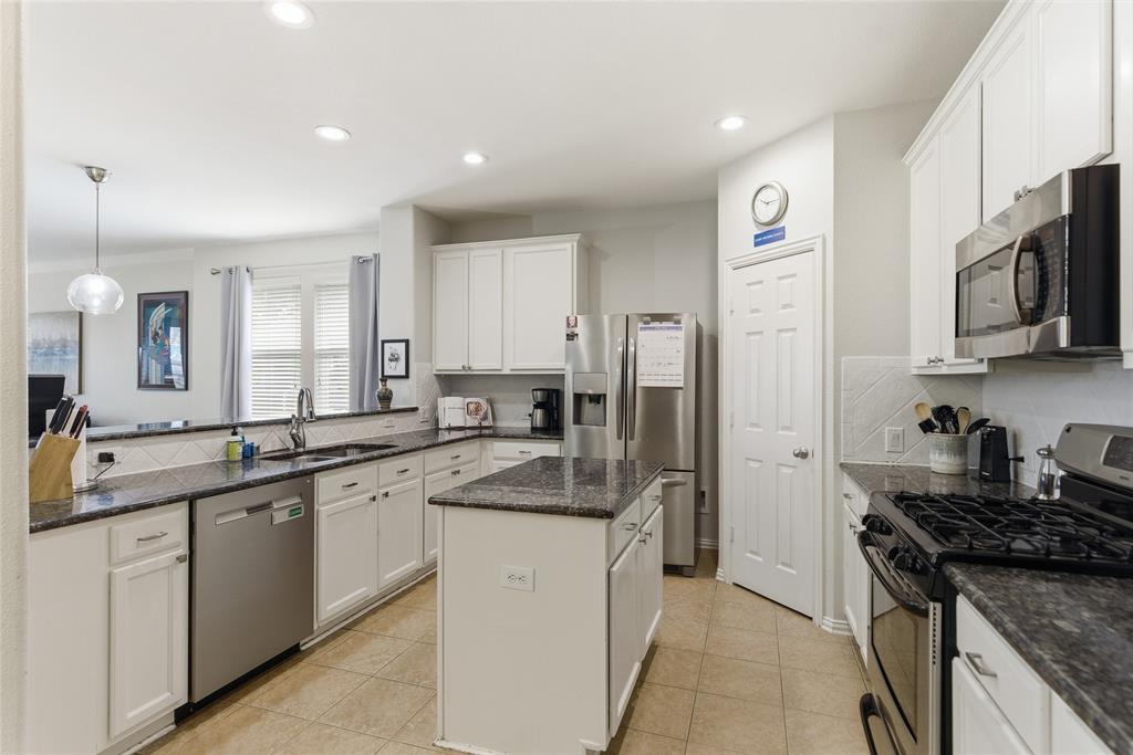 Oaks At North Lakeview Ph 1 - Residential