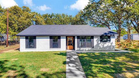 A home in Pottsboro