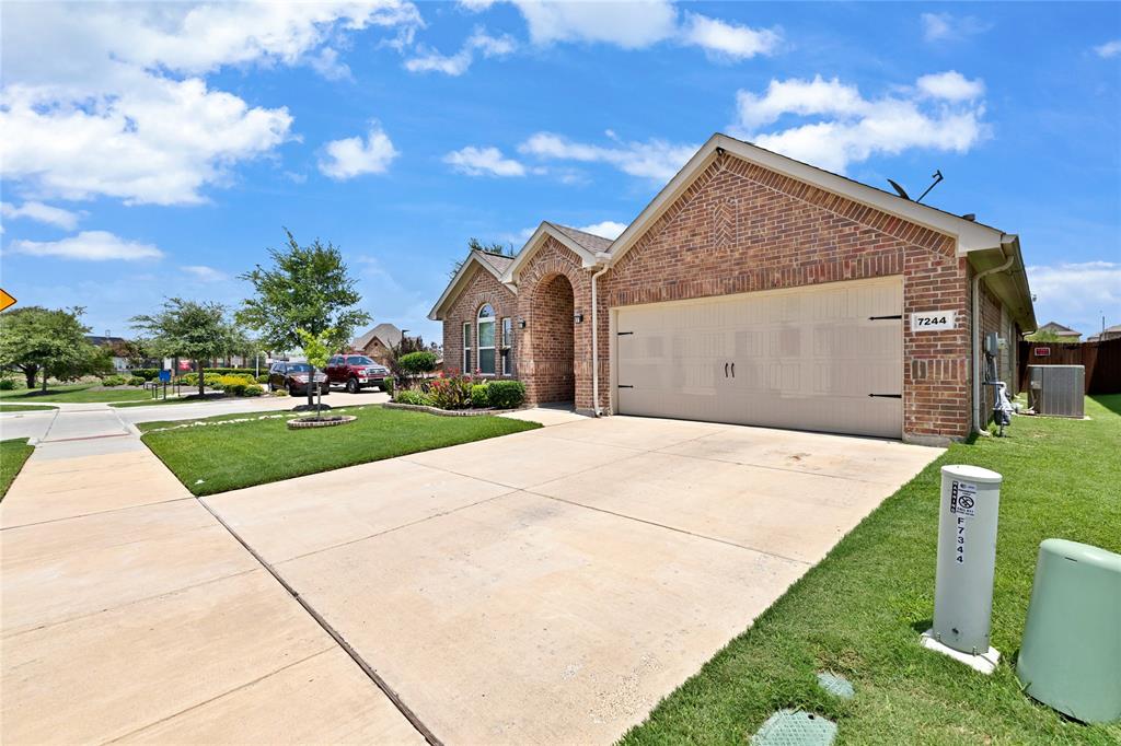 7244 Montosa Trail