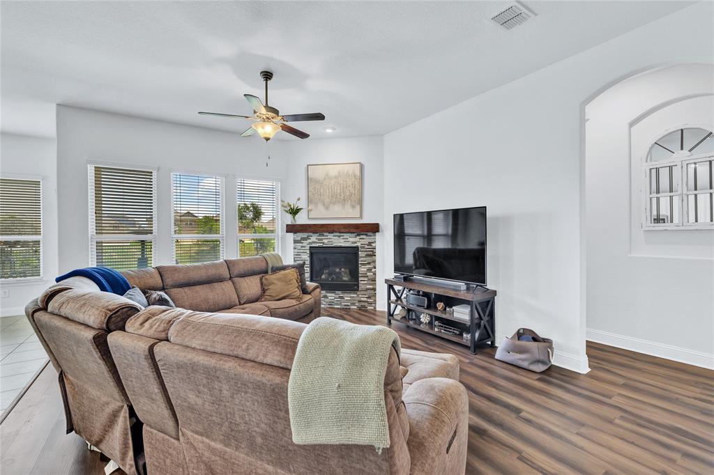 7244 Montosa Trail