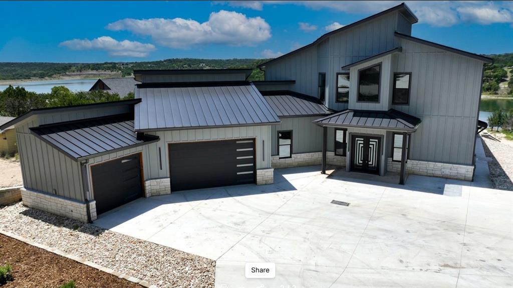 1780 Lakeside Drive