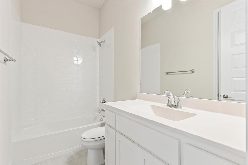 Sheppards Place Ph 1 - Residential Lease