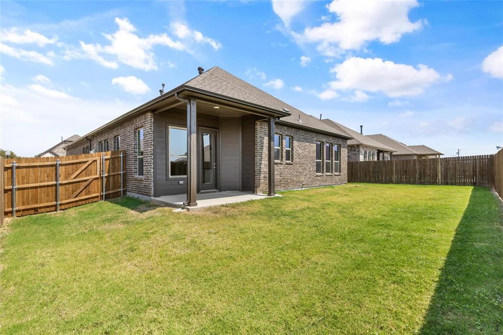 Sheppards Place Ph 1 - Residential Lease