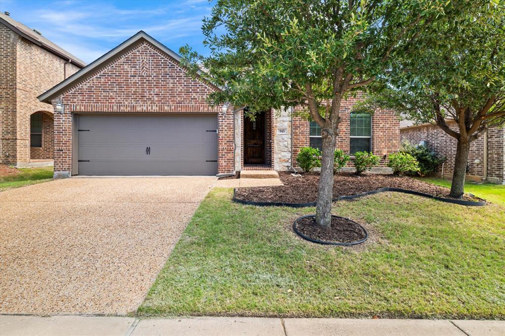 945 Lake Meadow Lane