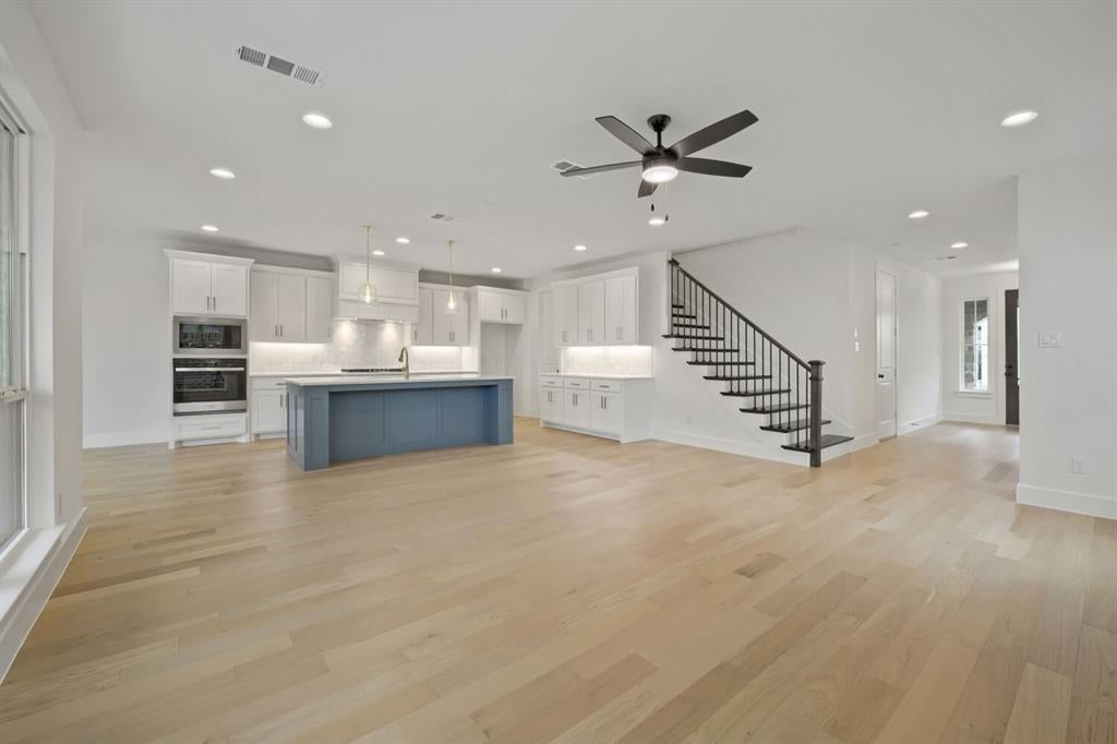 3237 Vaquero Lane