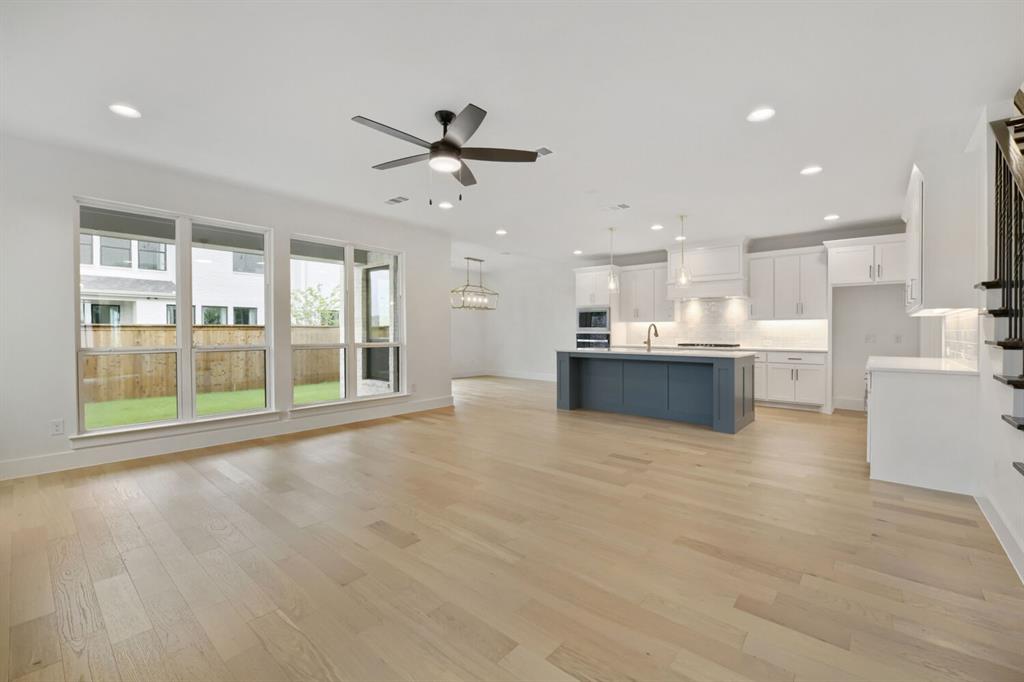 3237 Vaquero Lane