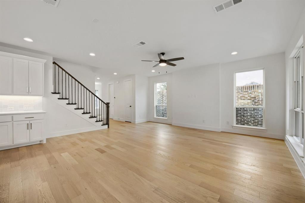 3237 Vaquero Lane