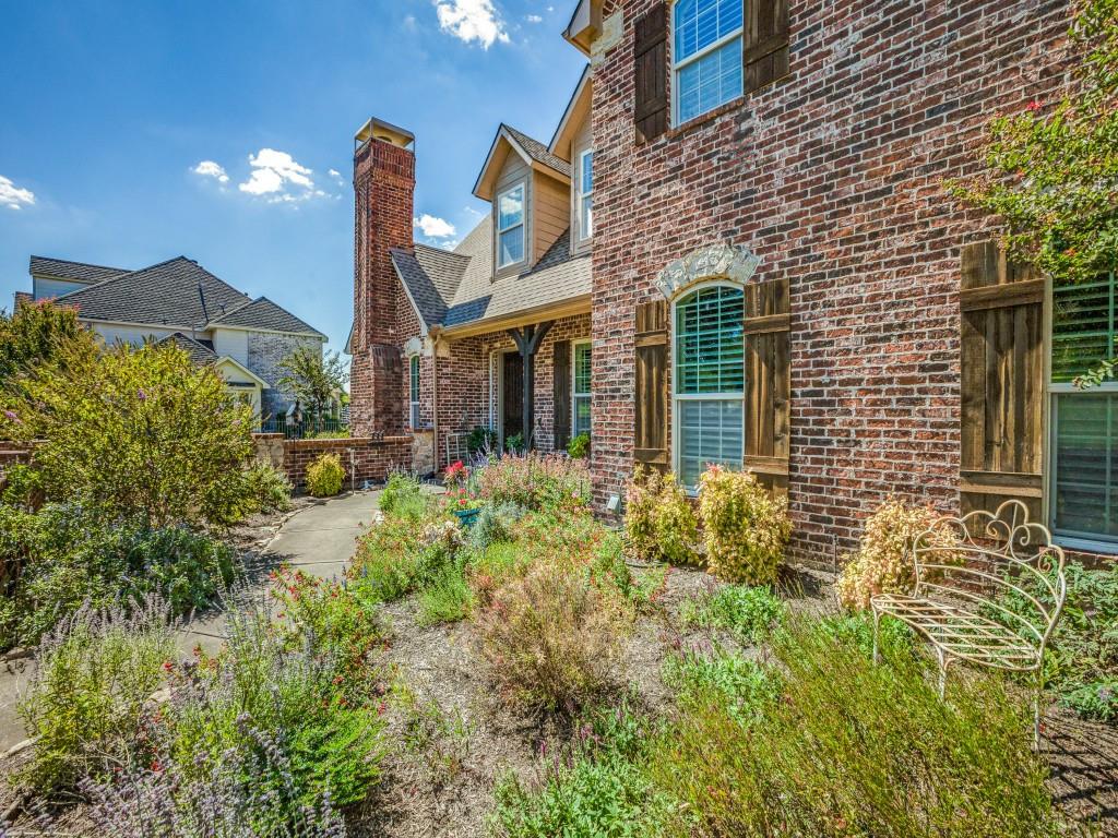 5007 Shady Knolls Drive