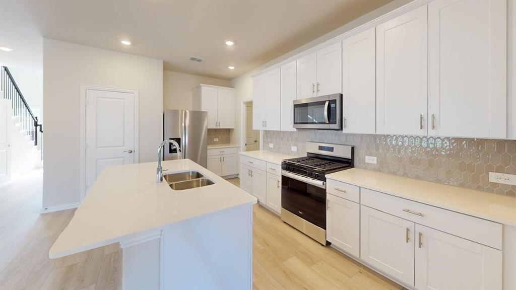 Simpson Xing Ph 4 - Residential Lease