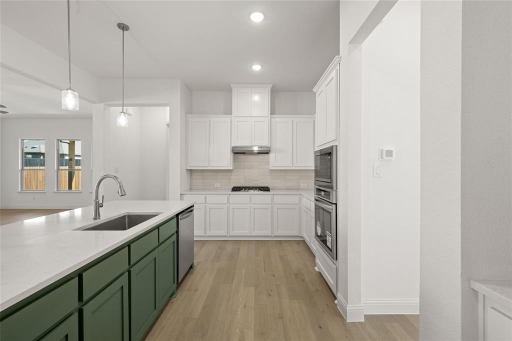 Sheppard's Place - Residential