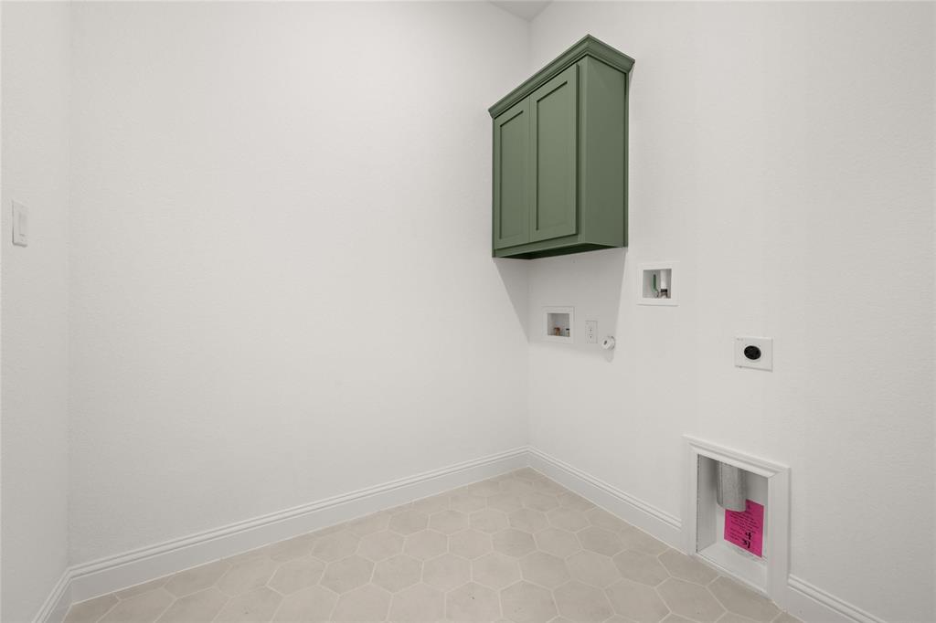 Sheppard's Place - Residential