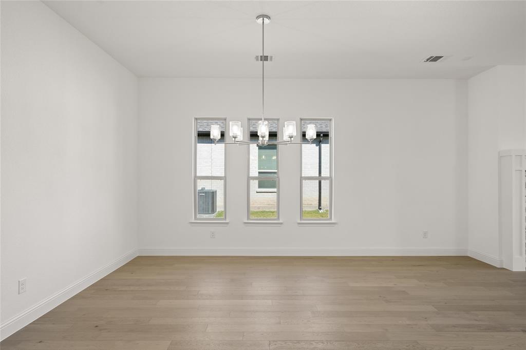 Sheppard's Place - Residential