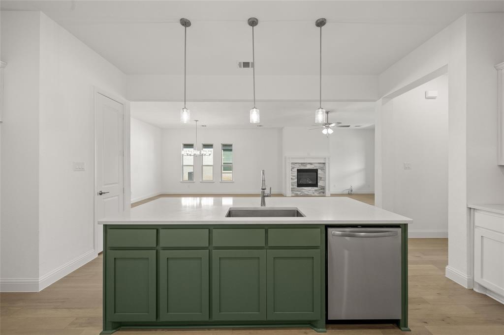 Sheppard's Place - Residential