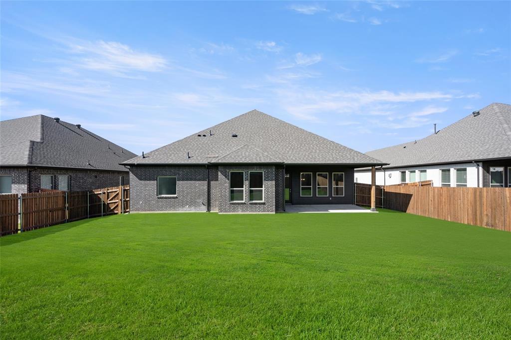 Sheppard's Place - Residential