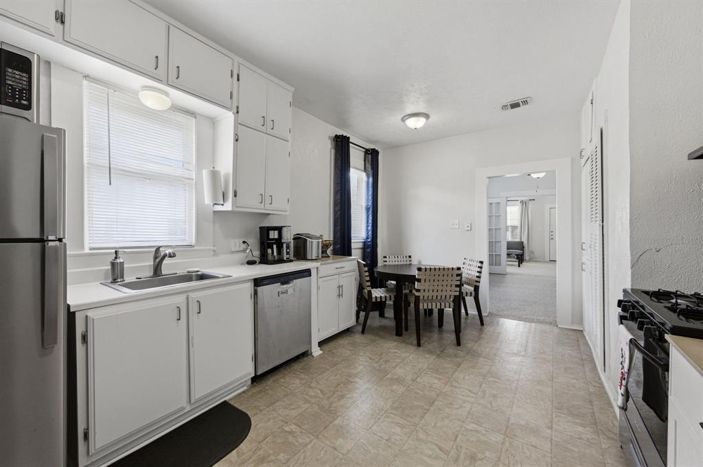 5802 Richmond Avenue