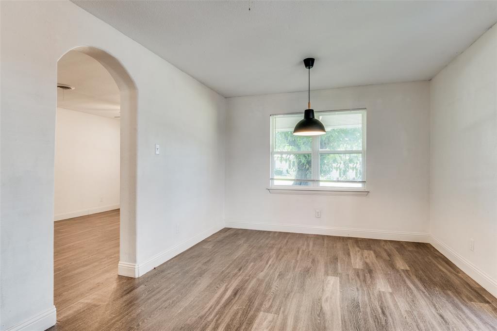 Casa Linda Lawn - Residential Lease