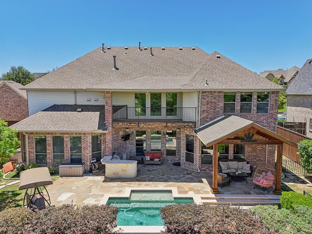 5594 Beacon Hill Drive