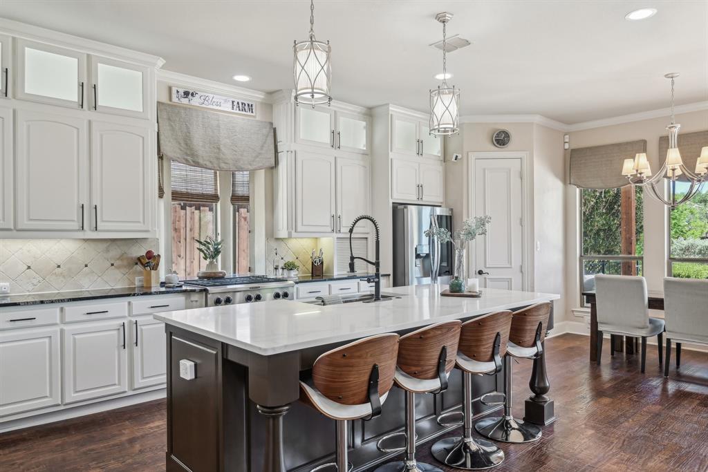 5594 Beacon Hill Drive