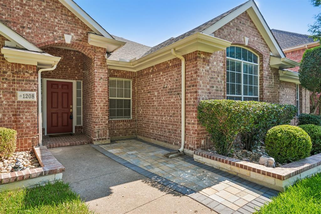 1208 Sonoma Drive