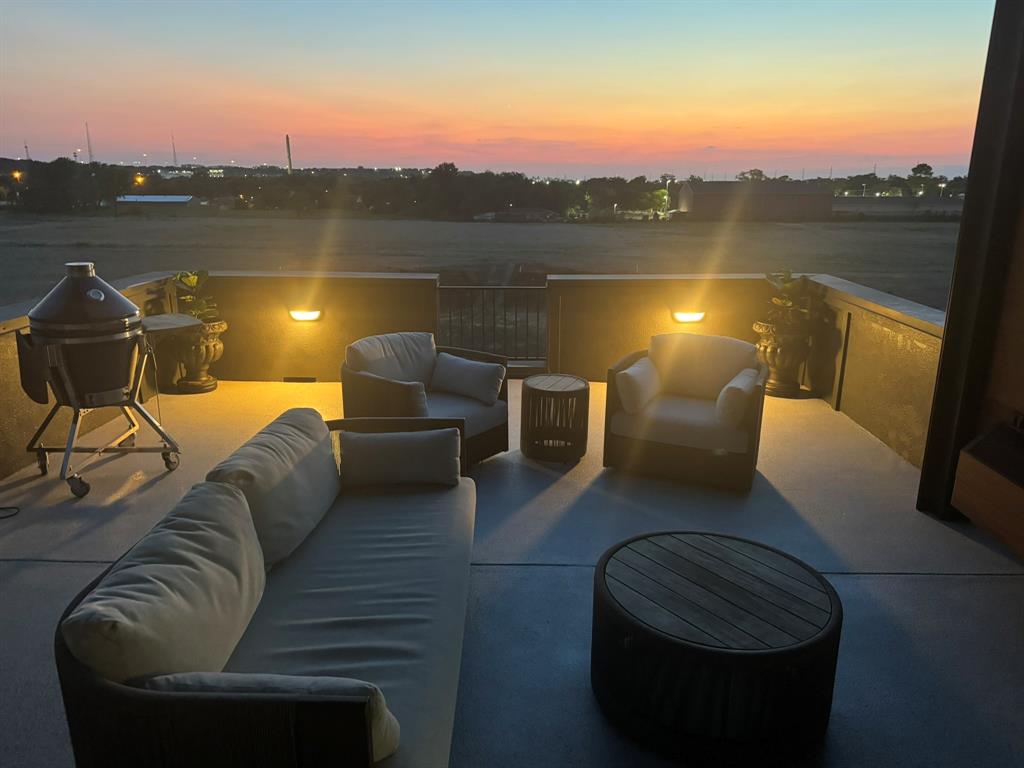 Soho Square Ph 1 - Residential