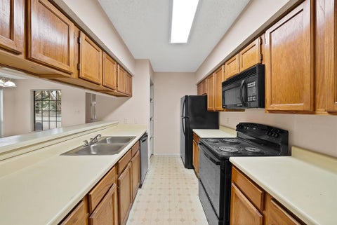Tiny photo for 9621 Walnut Street #6106, Dallas, TX 75243 (MLS # 21392873)