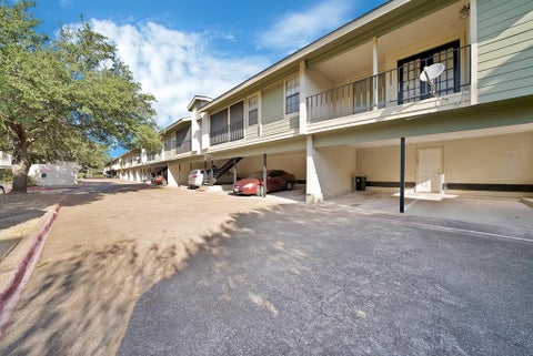 Tiny photo for 9621 Walnut Street #6106, Dallas, TX 75243 (MLS # 21392873)