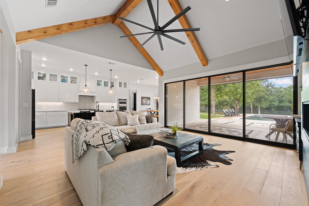 1098 Twin Creeks Drive