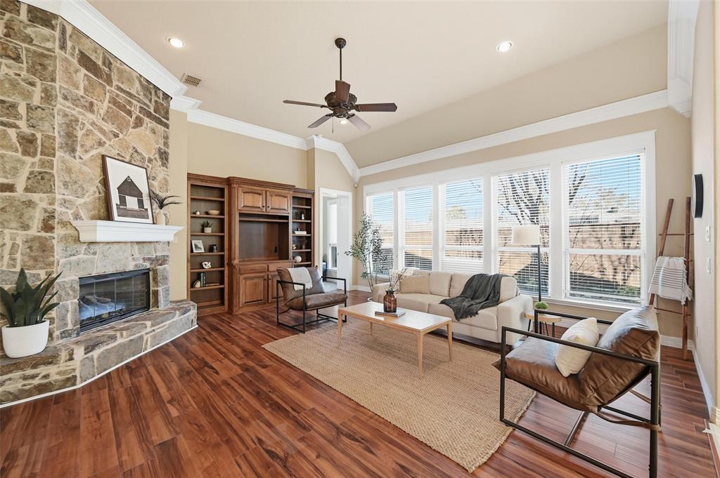 Village At Regents Park The - Residential