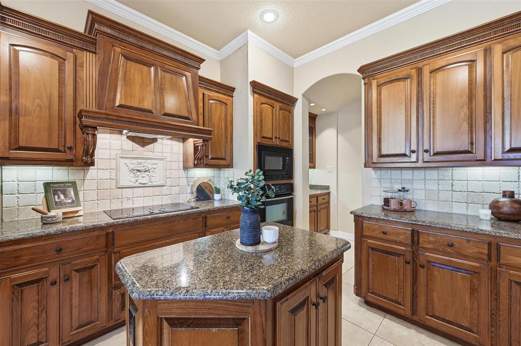 Village At Regents Park The - Residential