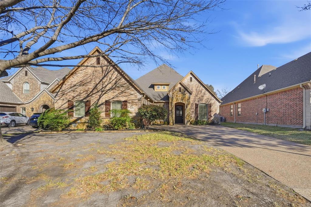 Village At Regents Park The - Residential