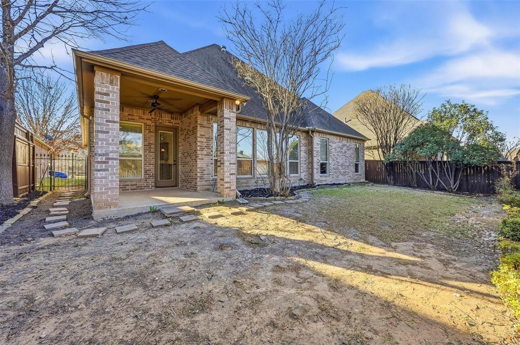 Village At Regents Park The - Residential