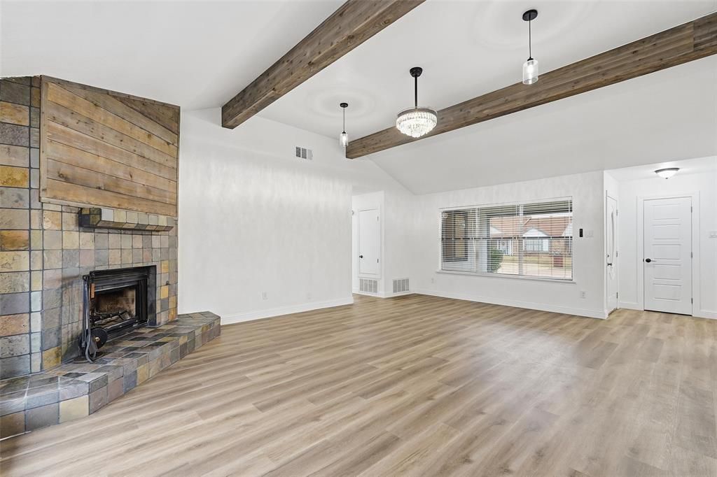 Photo of 500 Quail Hollow Drive, Mesquite, TX 75150 (MLS # 21150774)