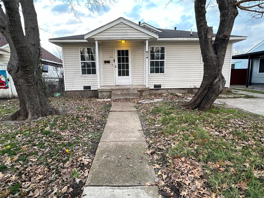 Vought Manor 01 - Residential