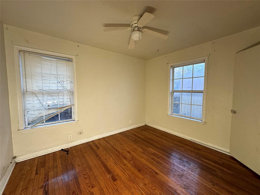 Vought Manor 01 - Residential