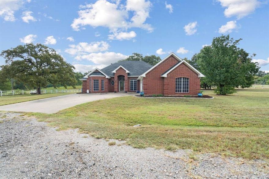 Charming Country Home on 10 Acres
Escape to your own slice of Texas countryside with this spacious 3-bedroom, 2.5 bath home perfectly set on 10 beautiful acres. Inside, you’ll find two comfortable living areas, a dining room, and a private office—ideal for working from home. The eat-in kitchen boasts updated appliances, making it the perfect space for family meals and gatherings.
The property includes a 2-car garage with a fenced driveway for added privacy, plus a barn with horse stables ready for your livestock. An additional building offers a versatile game room or man cave—perfect for entertaining or relaxing. Outside, enjoy peaceful afternoons by the pond and wide-open space suited for horses, cattle, or gardening.
Whether you’re looking to raise animals, embrace a homestead lifestyle, or simply enjoy the serenity of country living, this property truly has it all.