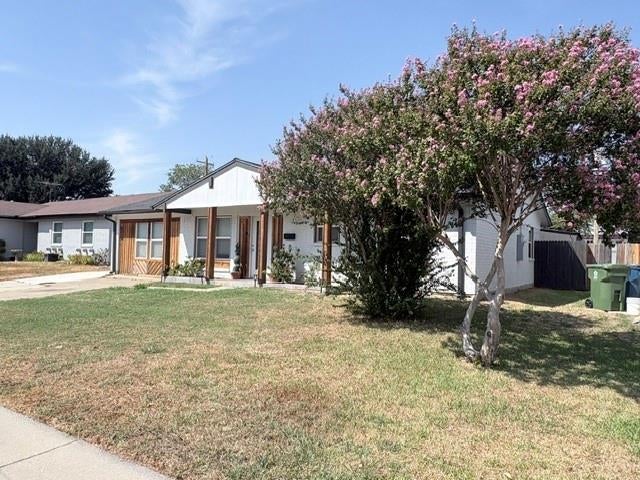 701 Sweetbriar