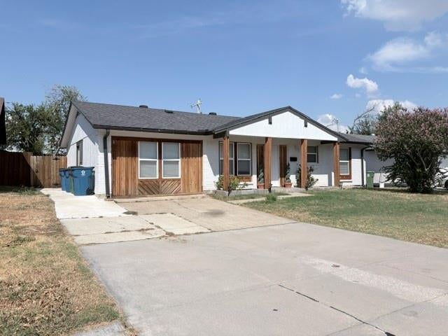 701 Sweetbriar