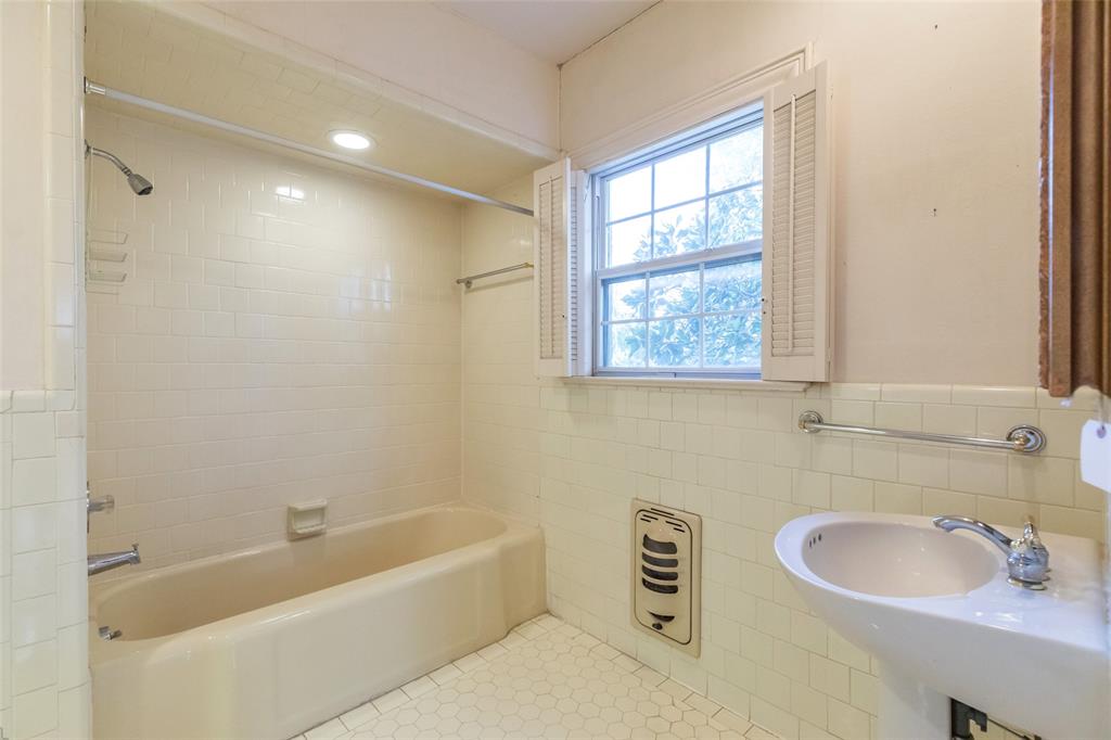 ELMWOOD ADDN - Residential