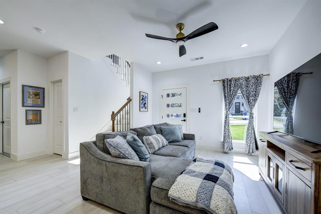 Canyon Creek III - Residential