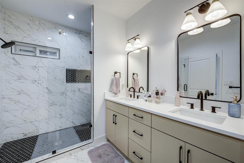 Canyon Creek III - Residential