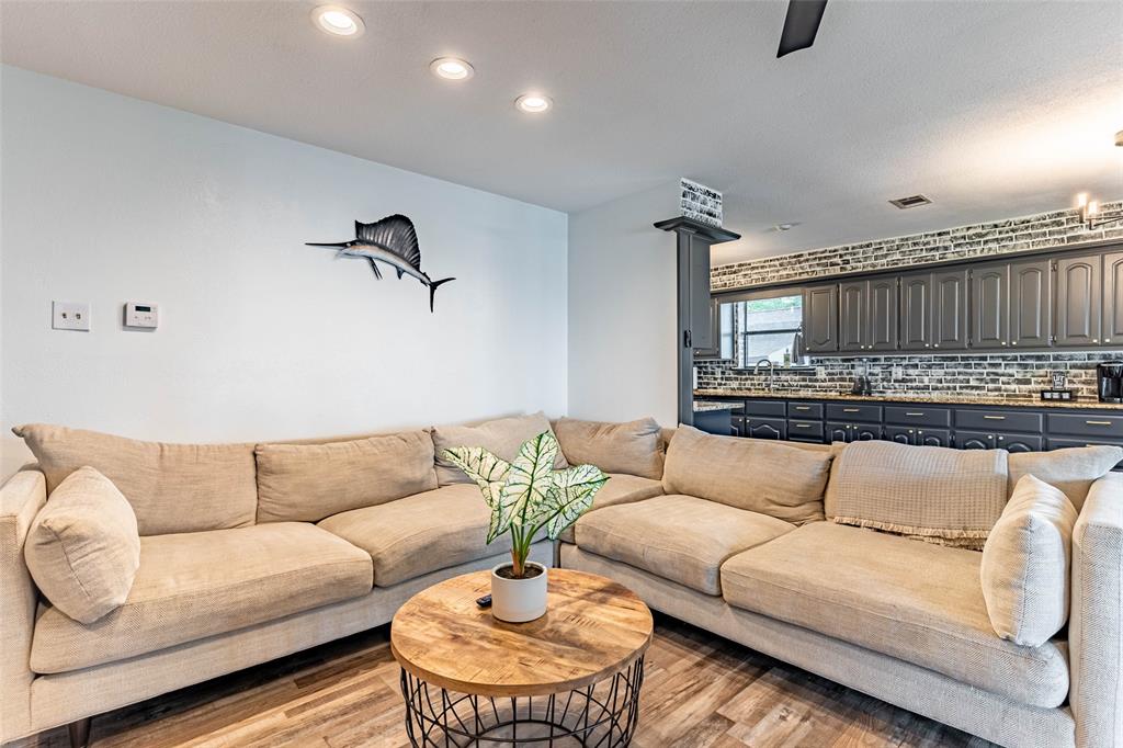 Country Club Shores 2 - Residential