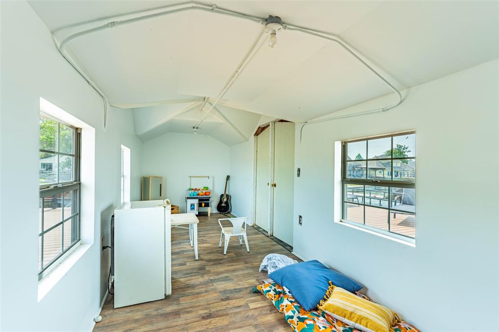 Country Club Shores 2 - Residential